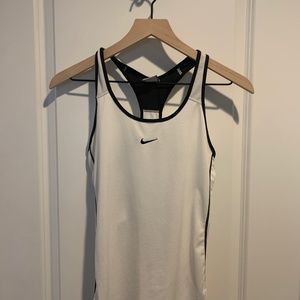 NIKE Tank Top
